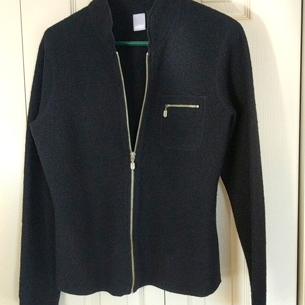 Zip sweater
